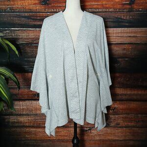 Cabi Top M L Open Front Cape Gray White Dot Striped